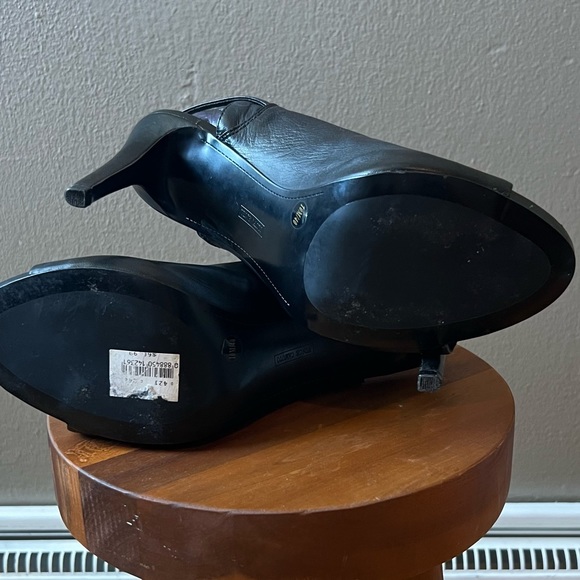 Vince Camuto Women's Fenette Heel Black Size 10 Good Condition - Picture 8 of 15